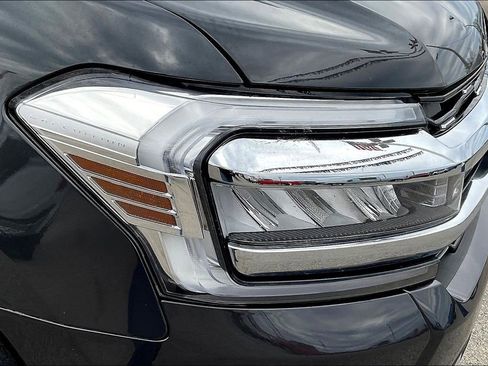 Used 2024 Ford Expedition Limited image 32