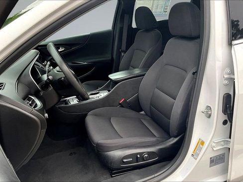 Used 2024 Chevrolet Malibu LT FWD image 20
