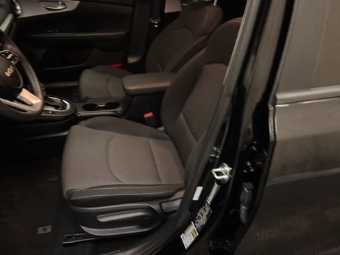 Certified 2024 Kia Forte LXS image 11