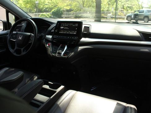 Used 2019 Honda Odyssey EX-L image 22