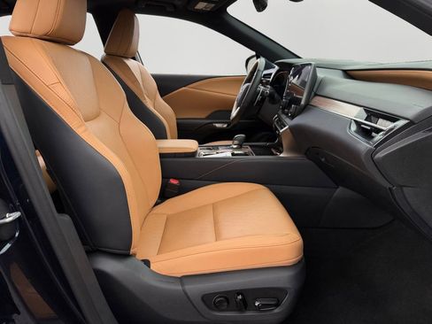 Certified 2023 Lexus RX 350 w/ Accessory Package (2T) image 8