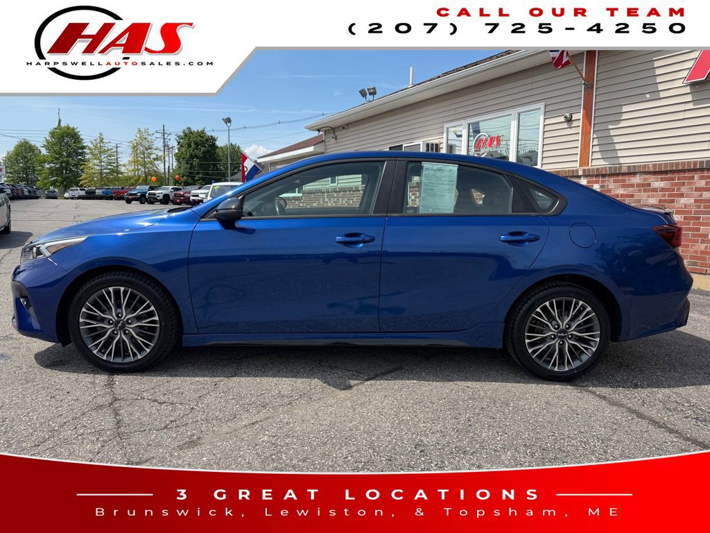 Used 2024 Kia Forte GT-Line FWD image 3