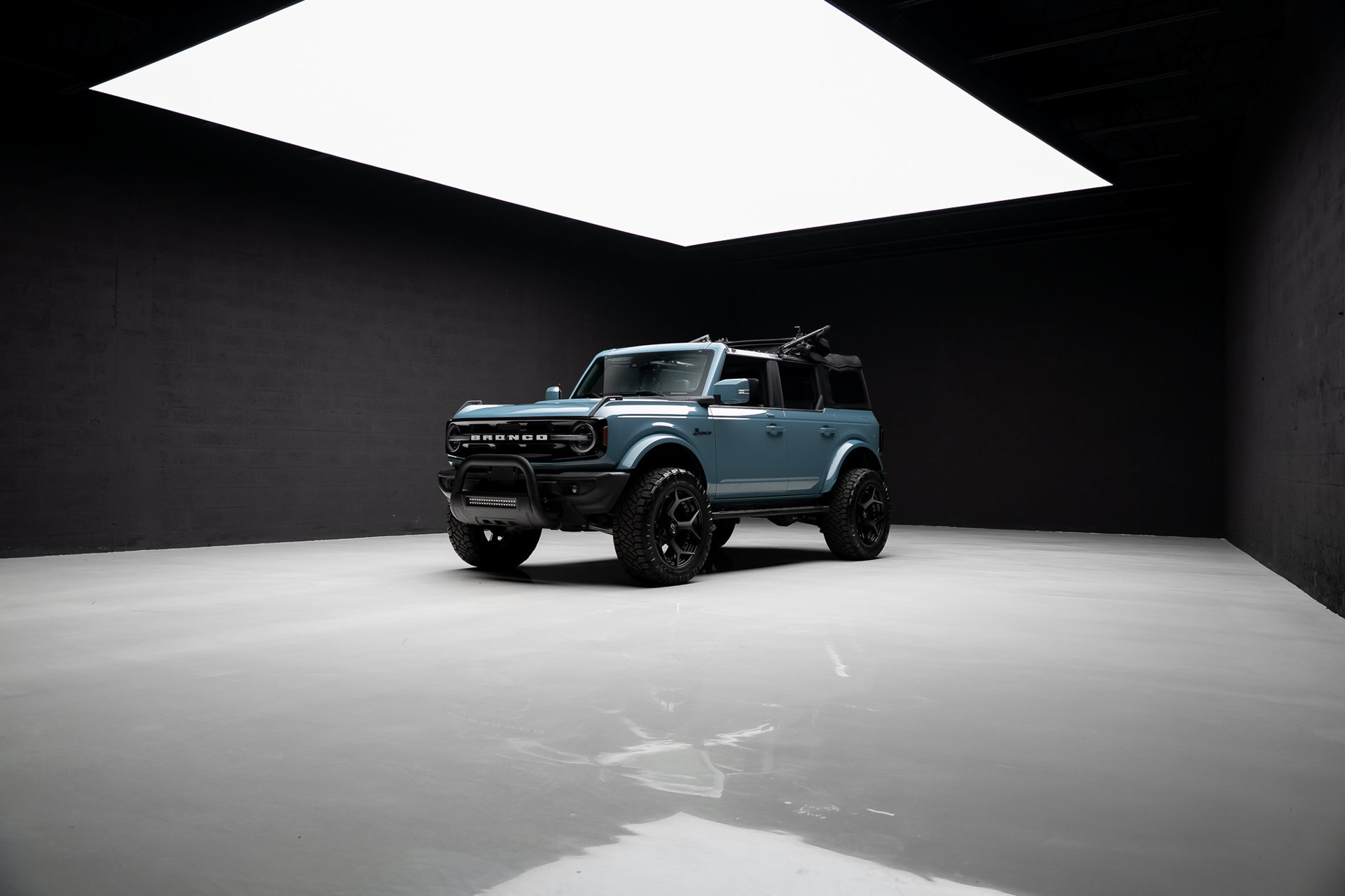Used 2023 Ford Bronco Outer Banks AWD/4WD image 90