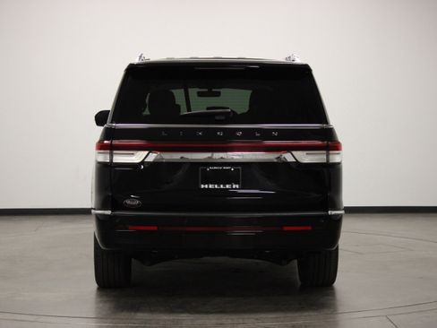 Used 2023 Lincoln Navigator Black Label AWD/4WD image 7