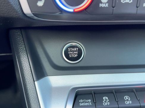 Used 2023 Audi Q3 2.0T Premium w/ Convenience Package image 26