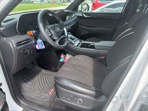 Used 2025 Hyundai Palisade Calligraphy image 4