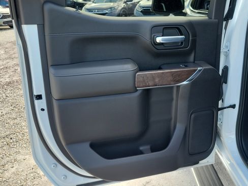 Used 2021 GMC Sierra 1500 Denali w/ Denali Ultimate Package AWD/4WD image 13