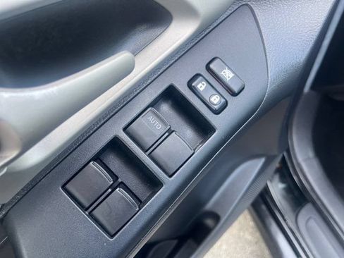 Used 2010 Toyota Matrix FWD image 13