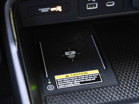 Used 2024 Honda CR-V EX-L image 32