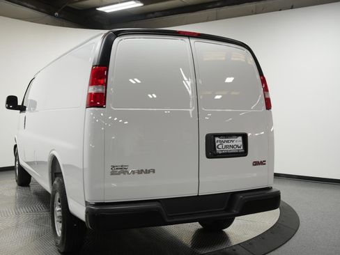 New 2026 GMC Savana 2500 Extended RWD image 6