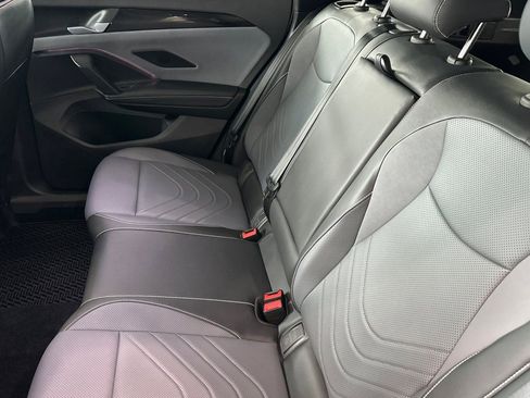New 2026 Volkswagen Tiguan SE R-Line FWD image 10