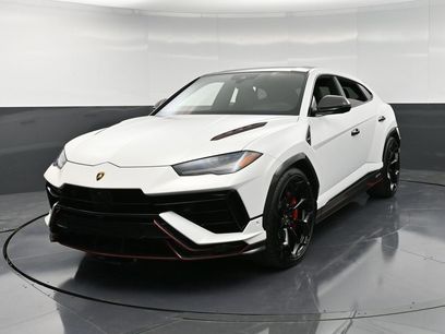 Used 2023 Lamborghini Urus Performante