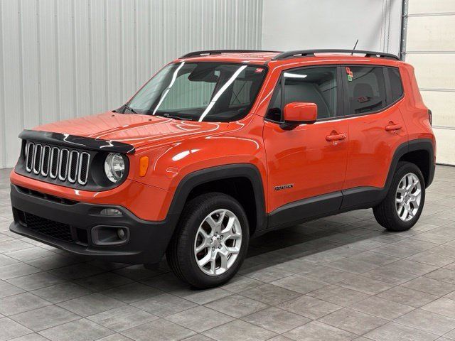 Used 2017 Jeep Renegade Latitude AWD/4WD image 5