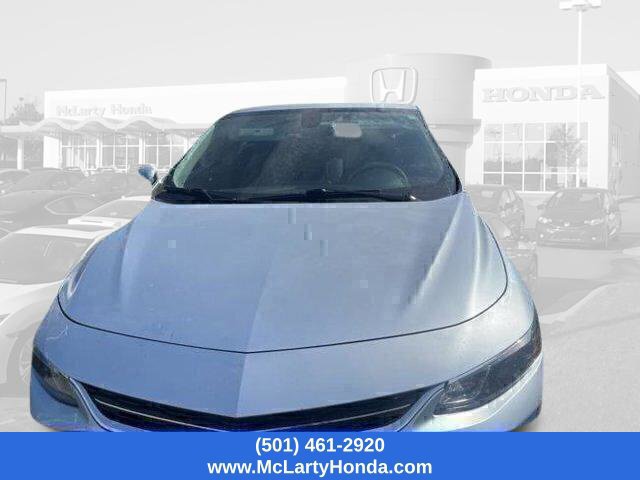 Used 2017 Chevrolet Malibu LT w/ Leather Package FWD image 12