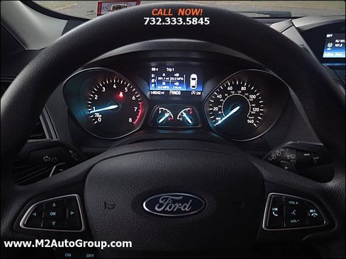 Used 2017 Ford Escape SE image 9