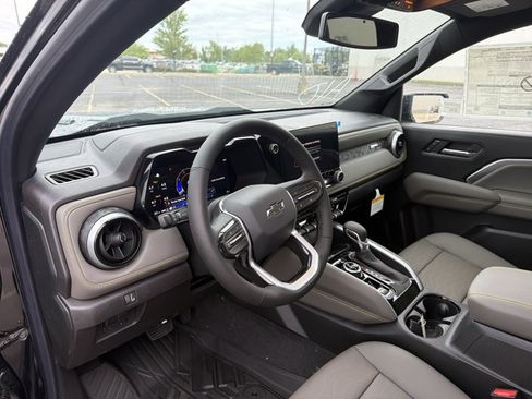 New 2026 Chevrolet Colorado ZR2 w/ Technology Package AWD/4WD image 13