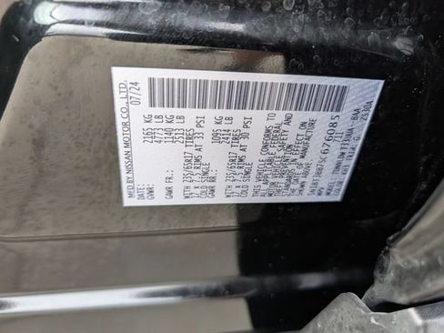 Used 2025 Nissan Rogue SV AWD/4WD image 37