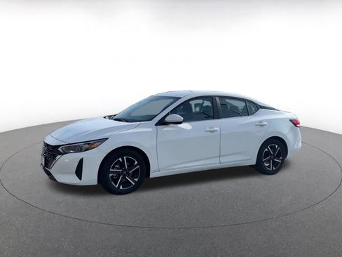 Used 2025 Nissan Sentra SV image 8