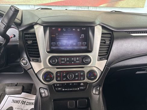 Used 2016 GMC Yukon XL SLT w/ Open Road Package AWD/4WD image 14
