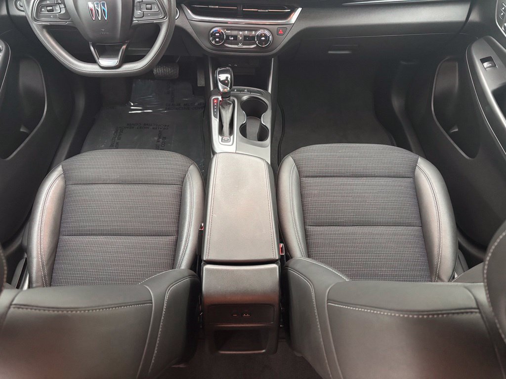 Used 2024 Buick Envista Preferred FWD image 33