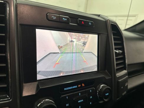 Used 2018 Ford F150 XLT w/ Equipment Group 302A Luxury AWD/4WD image 42