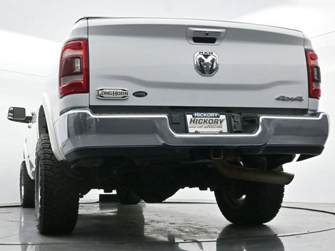 Used 2022 RAM 2500 Limited AWD/4WD image 52