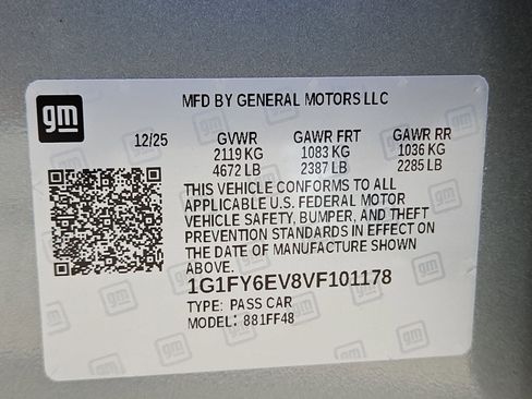 New 2027 Chevrolet Bolt LT w/ Comfort Package image 17