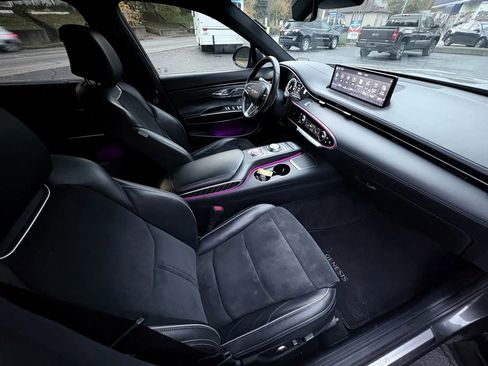 Used 2022 Genesis GV70 3.5T Sport w/ Sport Prestige Package image 21