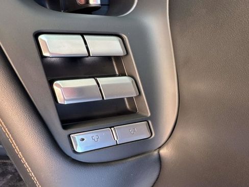 New 2025 Lincoln Navigator L Black Label image 10