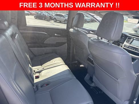 Used 2017 Toyota Highlander Limited w/ Carpet Mat Package AWD/4WD image 23