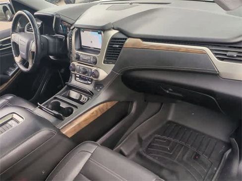 Used 2019 GMC Yukon XL Denali w/ Denali Ultimate Package image 30