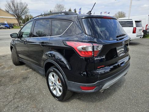 Used 2018 Ford Escape SEL image 3