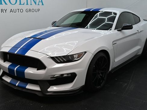 Used 2016 Ford Mustang Shelby GT350 w/ Technology Package RWD image 6