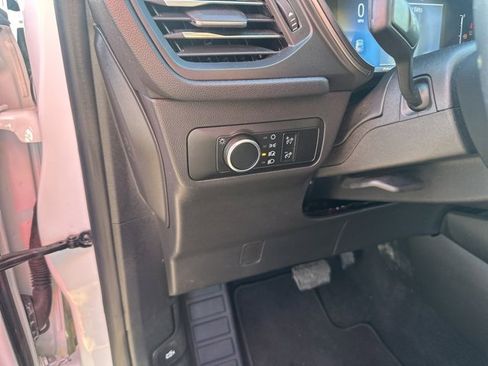 Used 2025 Ford Escape Active image 27