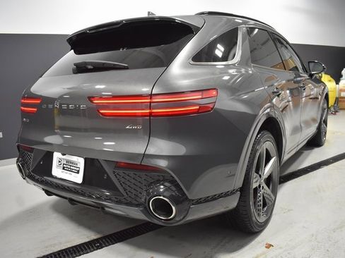 Used 2023 Genesis GV70 2.5T Sport Prestige w/ Sport Prestige Package image 8