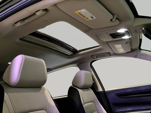 Used 2023 Honda CR-V EX image 25