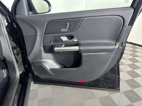 Certified 2025 Mercedes-Benz GLA 250 image 14