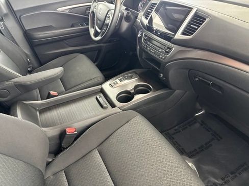 Used 2020 Honda Ridgeline Sport image 25
