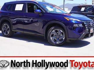 Used 2025 Nissan Rogue SV w/ SV Premium Package FWD video 1