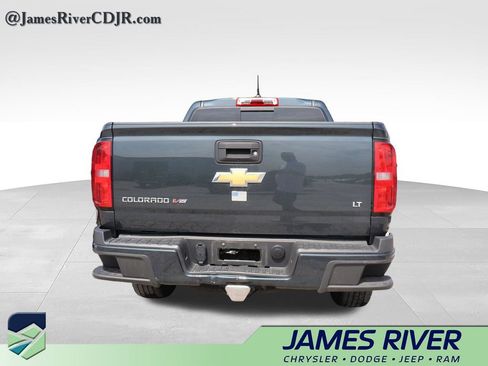Used 2018 Chevrolet Colorado LT w/ LT Convenience Package AWD/4WD image 10