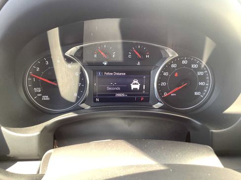 Used 2024 GMC Terrain SLE AWD/4WD image 18
