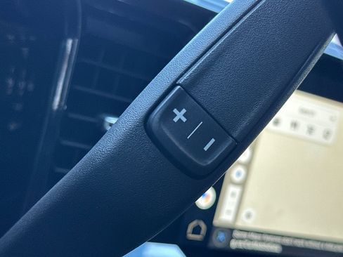 Used 2022 GMC Sierra 1500 SLT w/ X31 Off-Road Package image 38