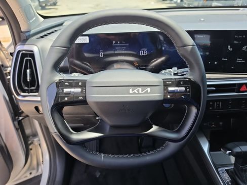 New 2026 Kia Sorento LX FWD image 29