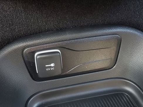 New 2026 Chrysler Pacifica Select image 22