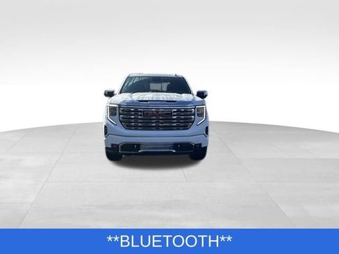 Used 2024 GMC Sierra 1500 Denali w/ Technology Package AWD/4WD image 10