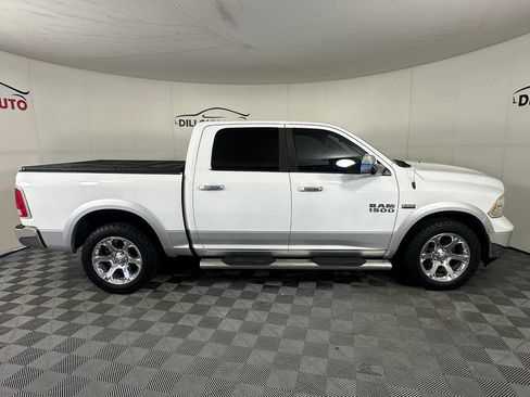Used 2016 RAM 1500 Laramie AWD/4WD image 8