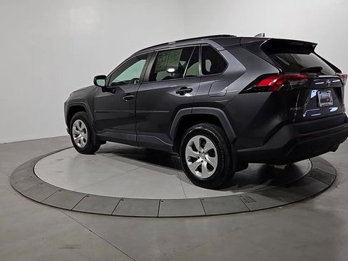 Used 2020 Toyota RAV4 LE image 3