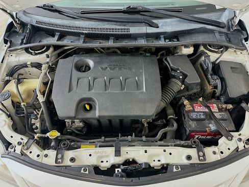 Used 2011 Toyota Corolla LE image 30