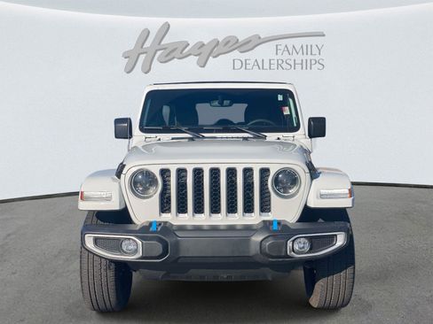 Certified 2023 Jeep Wrangler Sahara image 10