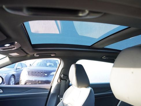 Certified 2025 Kia K5 GT-Line w/ GT-Line Premium Package image 5